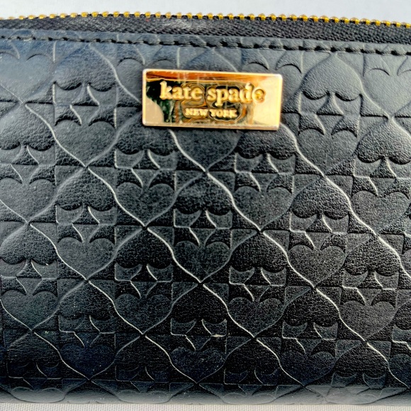 kate spade Penn Place Embossed Neda Wallet Excellent Condition Zip Around Wallet - Picture 2 of 7
